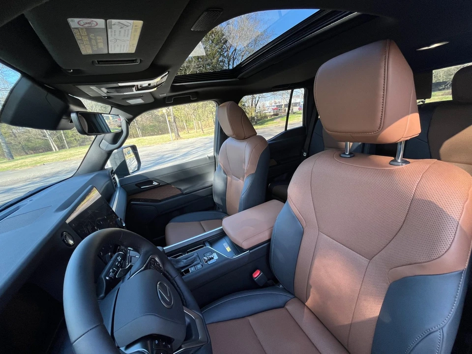 2026 Lexus GX 3rd Gen - Image 11 of 21