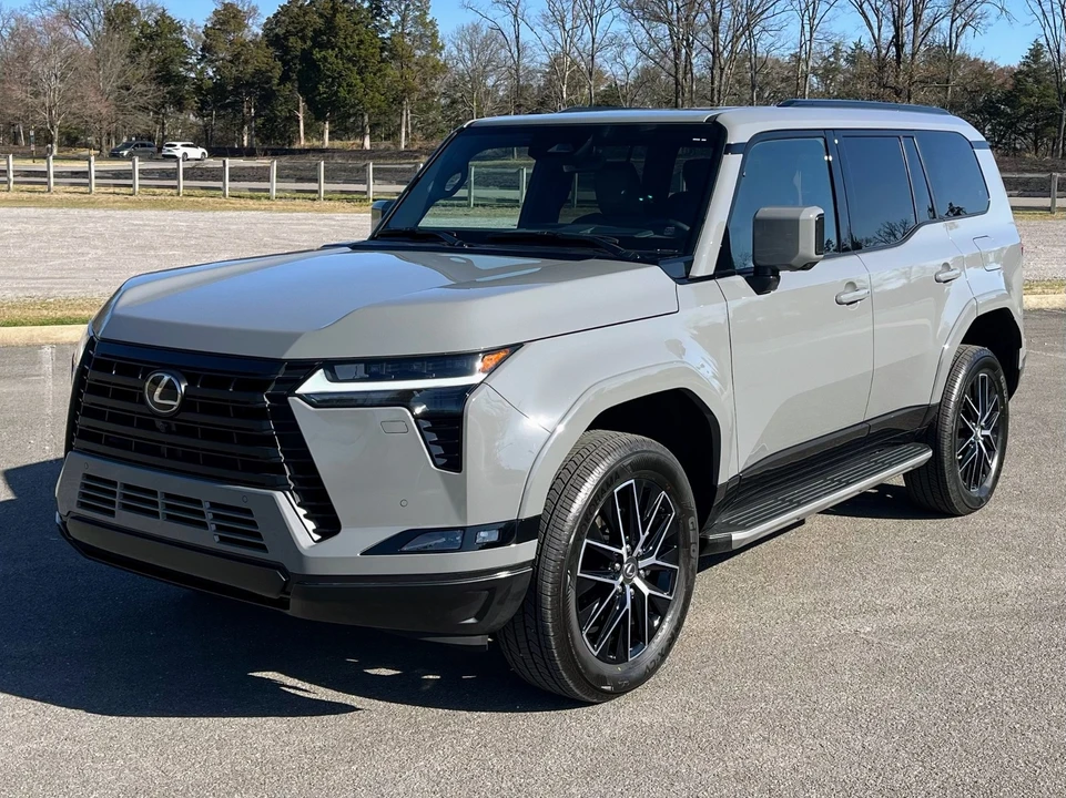 2026 Lexus GX 3rd Gen - Image 2 of 21