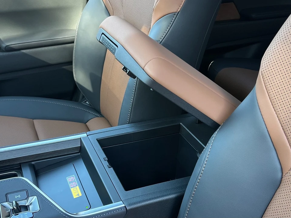 2026 Lexus GX 3rd Gen - Image 13 of 21