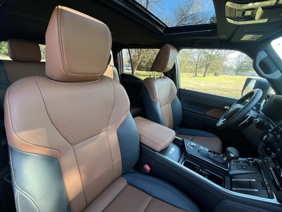 2026 Lexus GX 3rd Gen - Image 16 of 21