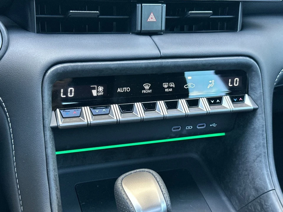2026 Lexus IS 3rd Gen - Image 22 of 31