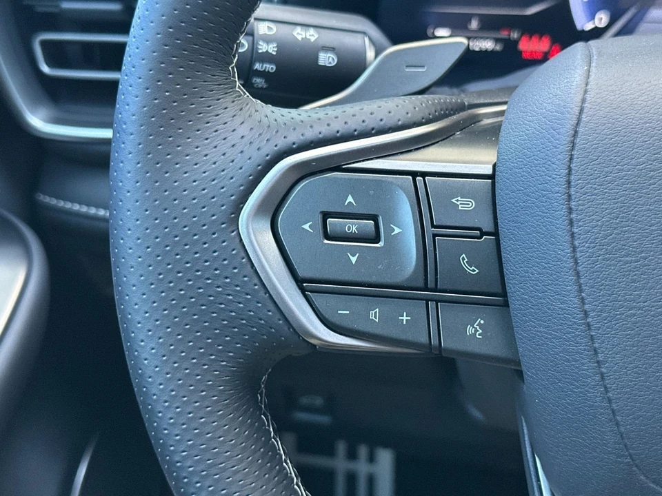 2026 Lexus IS 3rd Gen - Image 26 of 31