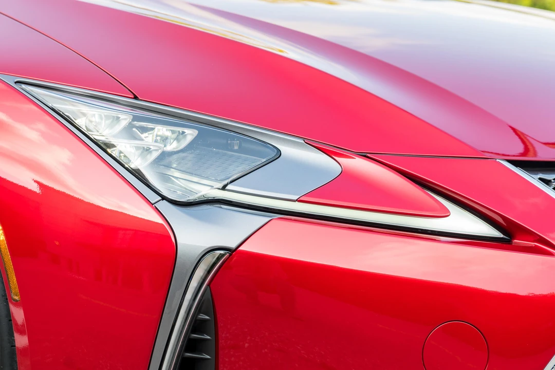 2026 Lexus LC - Image 21 of 31