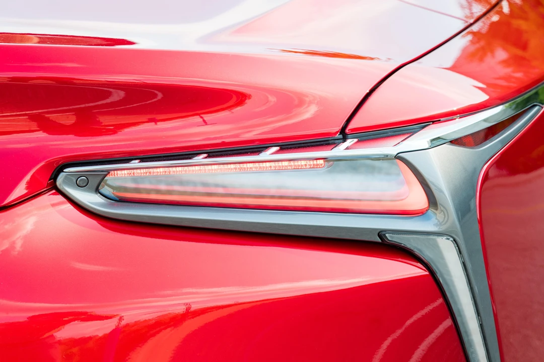 2026 Lexus LC - Image 18 of 31