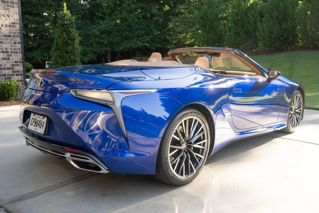 2026 Lexus LC - Image 8 of 31