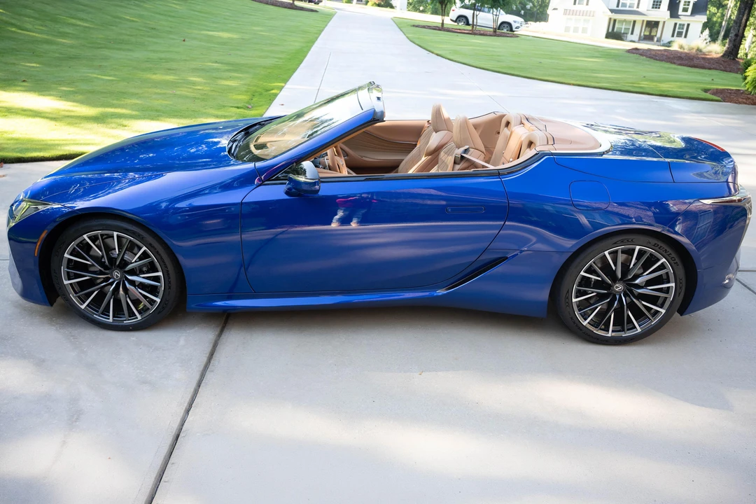 2026 Lexus LC - Image 7 of 31