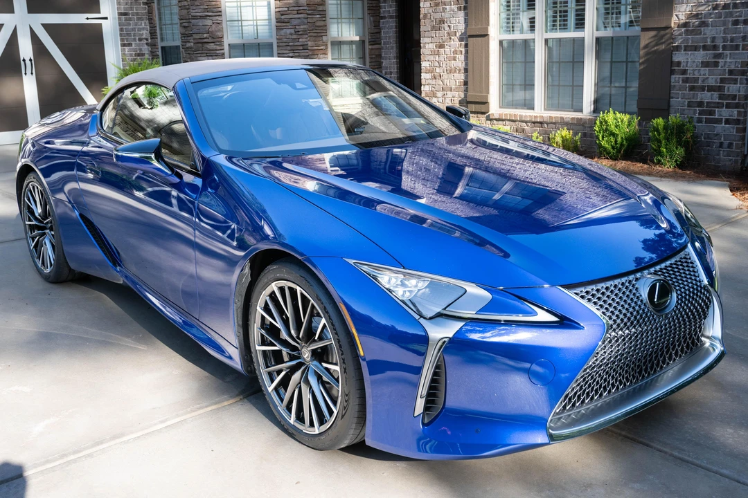 2026 Lexus LC - Image 16 of 31