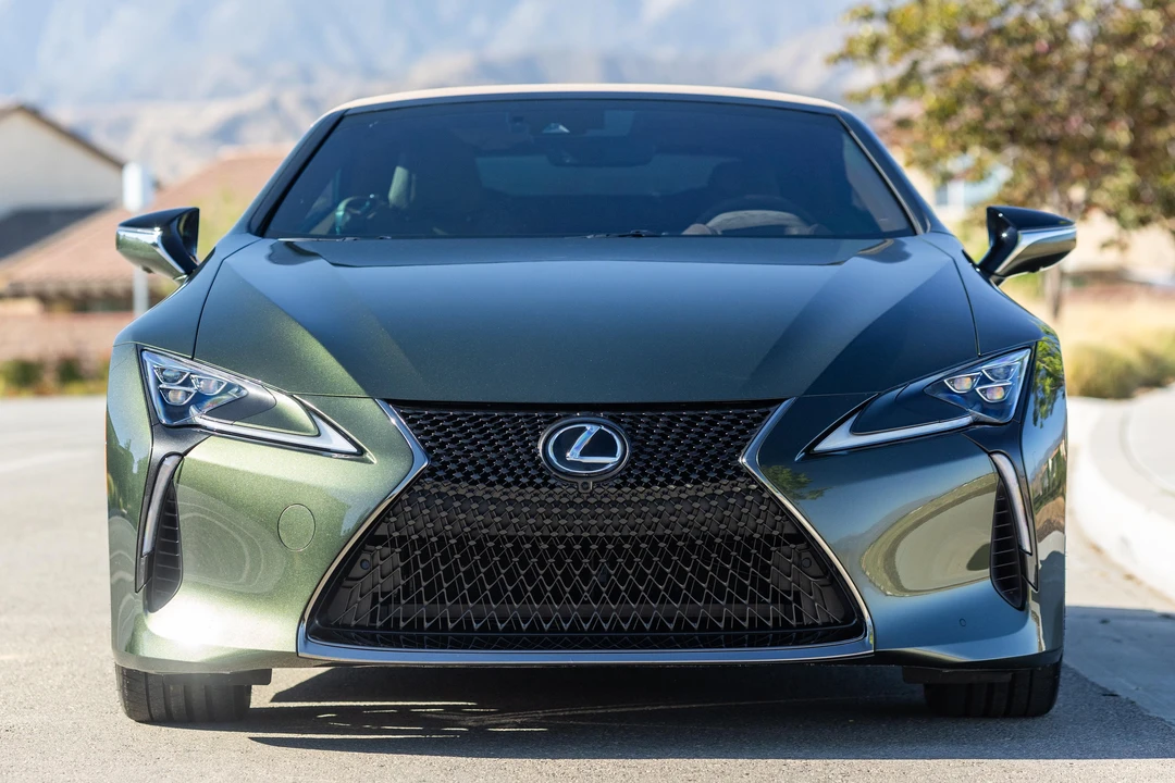 2026 Lexus LC - Image 11 of 31