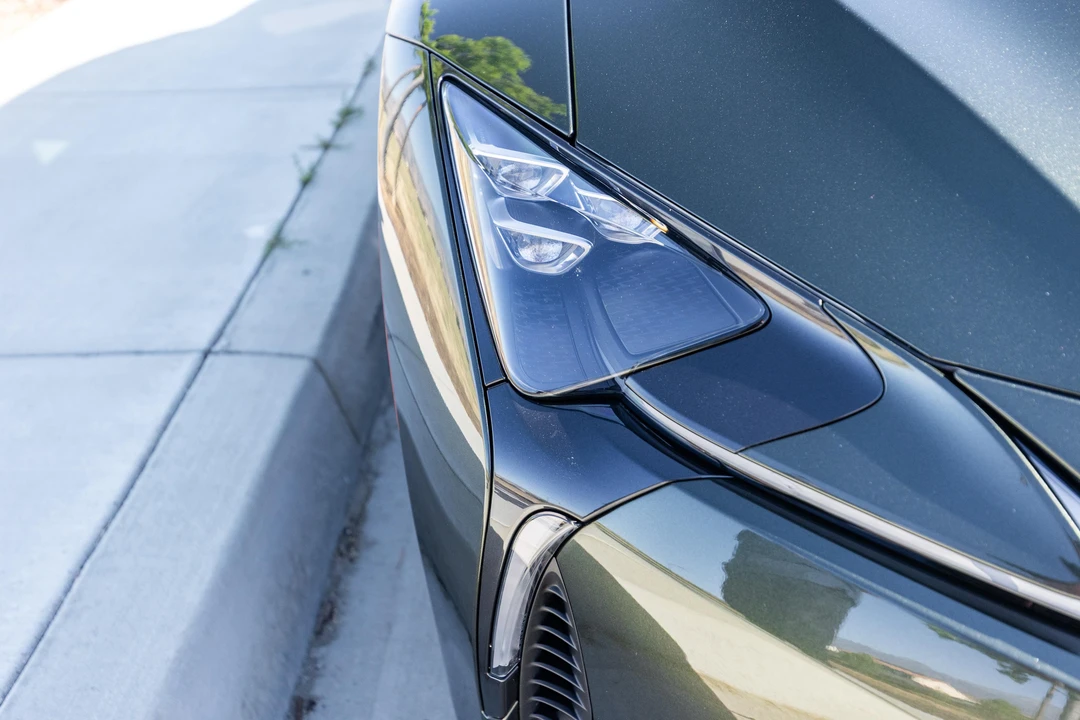2026 Lexus LC - Image 21 of 31