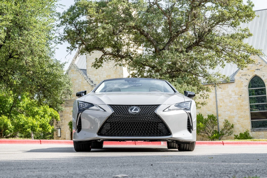 2026 Lexus LC - Image 12 of 31