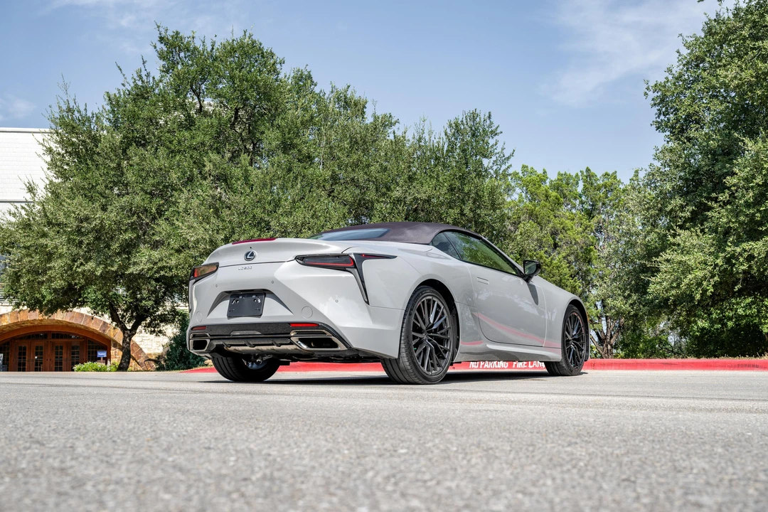2026 Lexus LC - Image 20 of 31