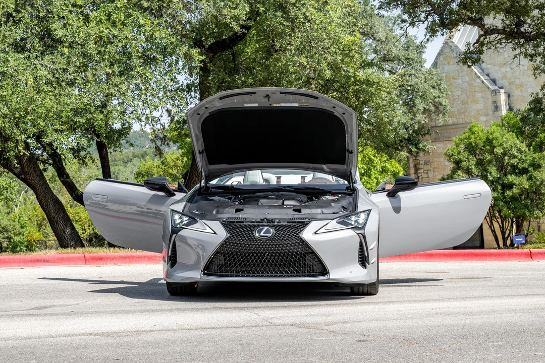 2026 Lexus LC - Image 23 of 31