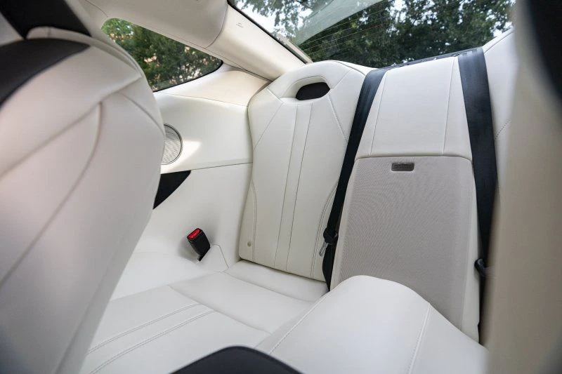 2026 Lexus LC - Image 17 of 31