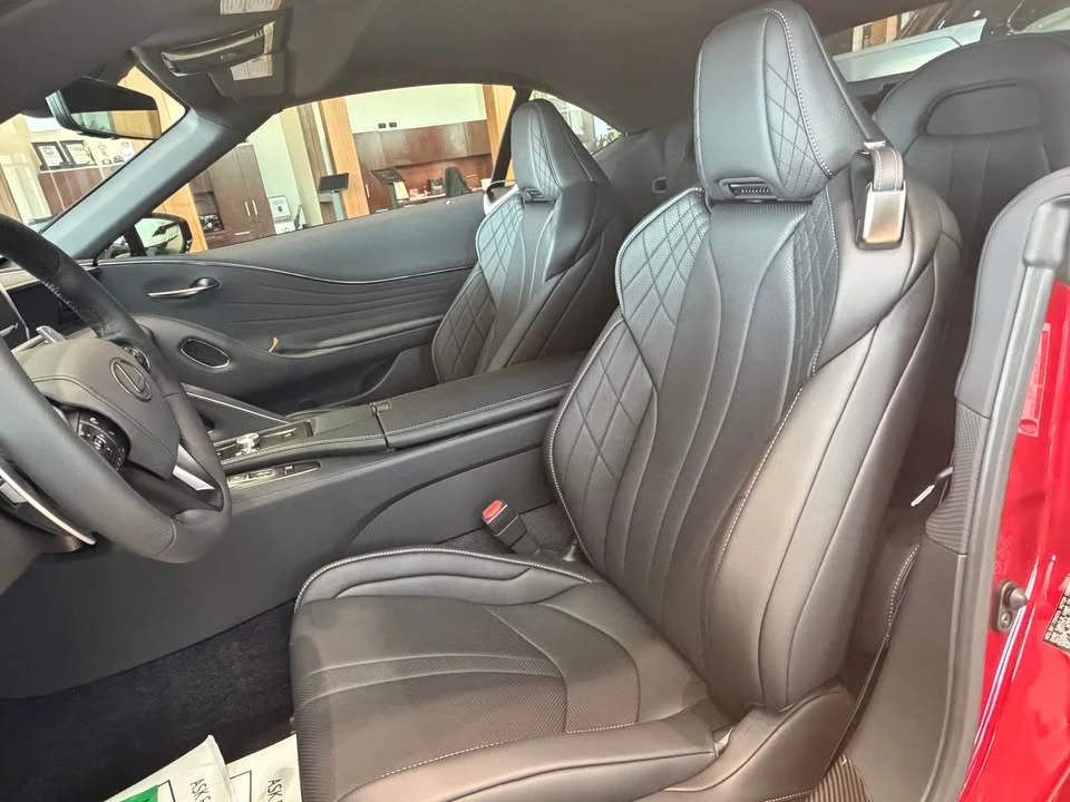 2026 Lexus LC - Image 7 of 10