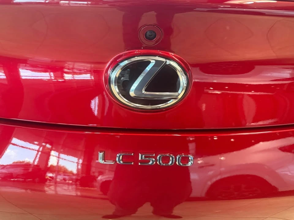 2026 Lexus LC - Image 4 of 8