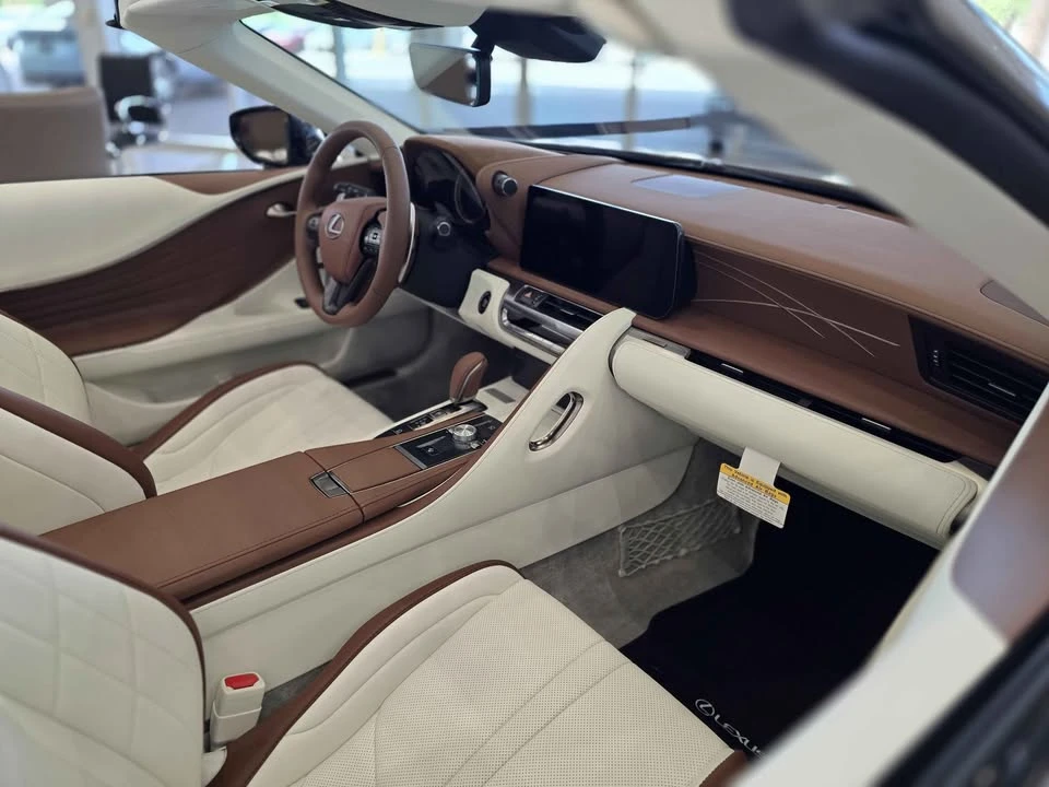 2026 Lexus LC - Image 10 of 12