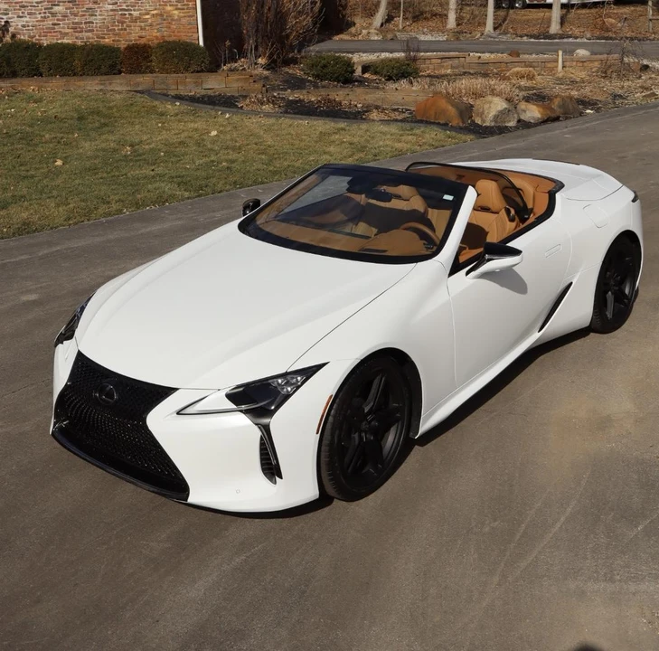 2026 Lexus LC - Image 3 of 31