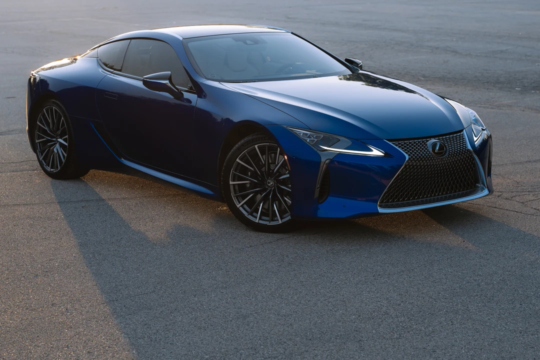2026 Lexus LC - Image 29 of 31