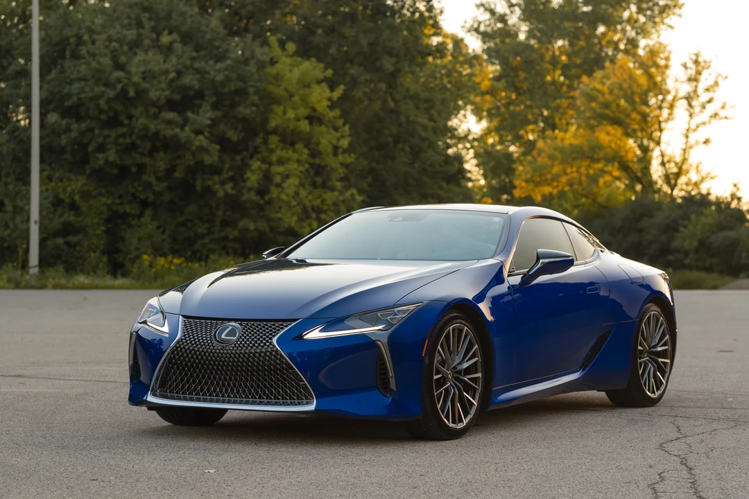2026 Lexus LC - Image 16 of 31