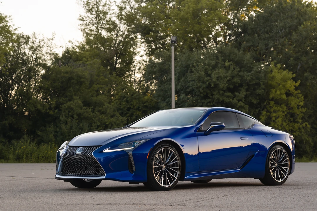 2026 Lexus LC - Image 15 of 31