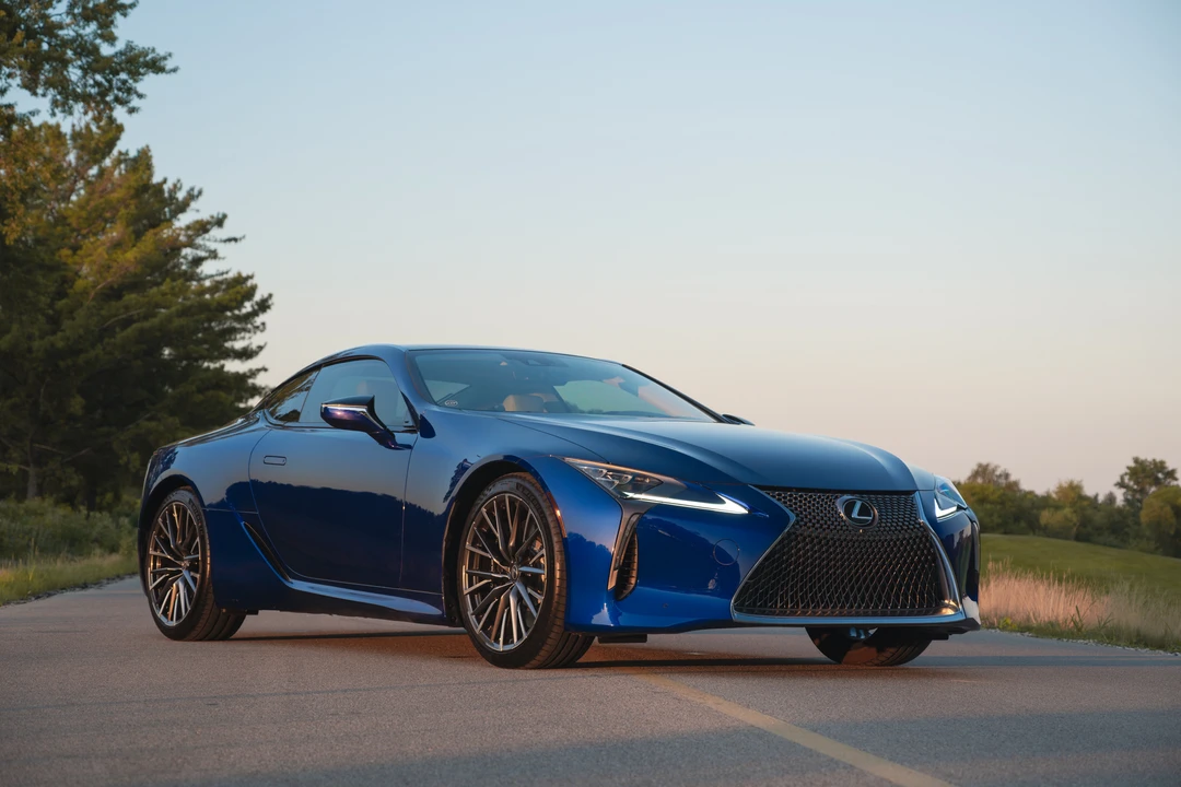 2026 Lexus LC - Image 13 of 31