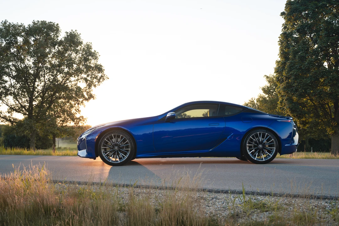 2026 Lexus LC - Image 22 of 31