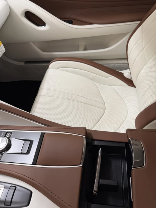 2026 Lexus LC - Image 6 of 23
