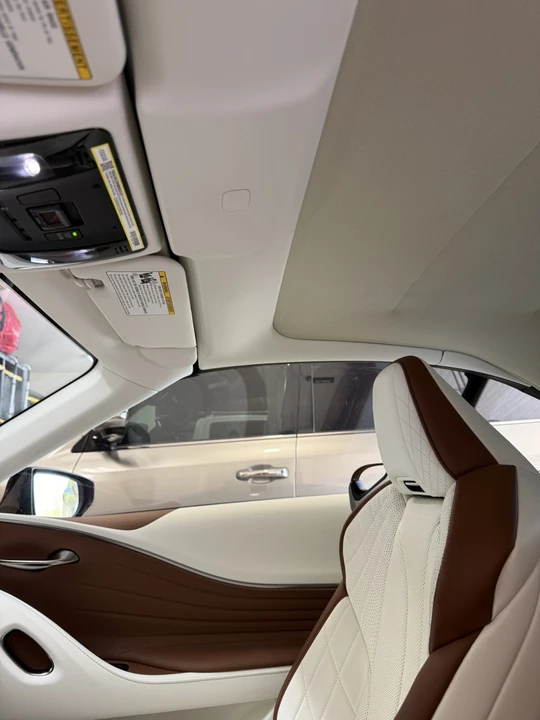 2026 Lexus LC - Image 8 of 23