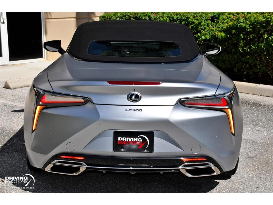 2026 Lexus LC - Image 26 of 31
