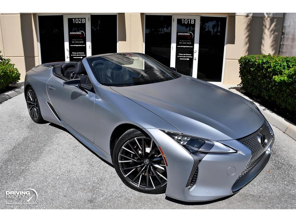 2026 Lexus LC - Image 2 of 31