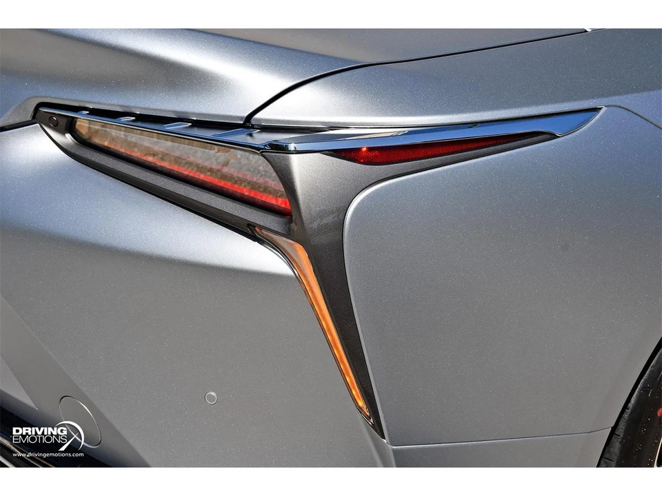 2026 Lexus LC - Image 23 of 31