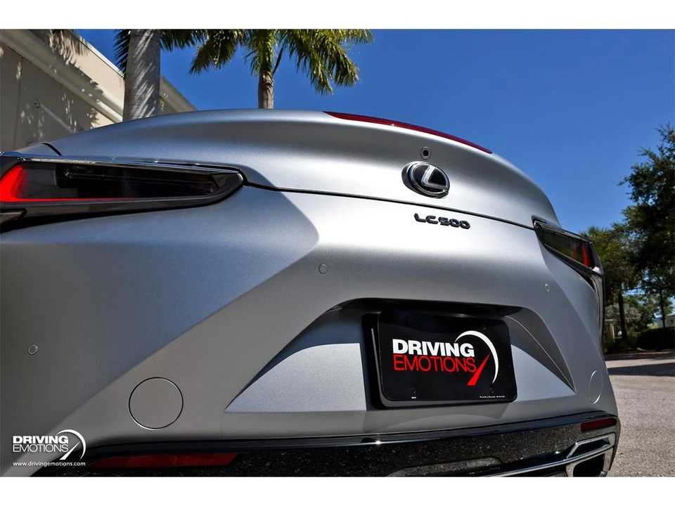 2026 Lexus LC - Image 28 of 31