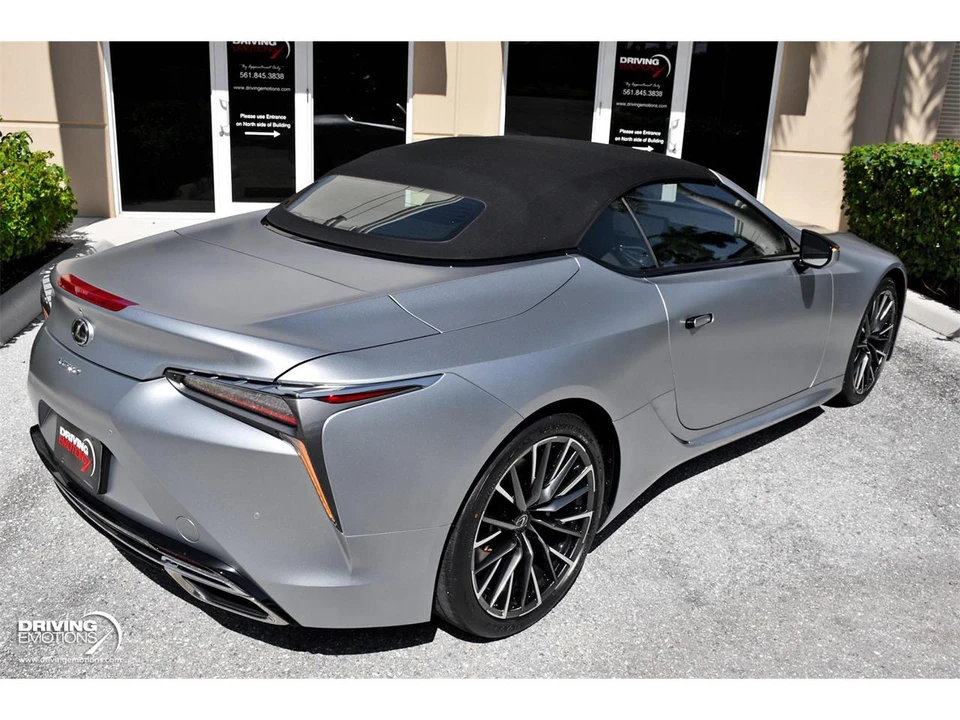 2026 Lexus LC - Image 20 of 31