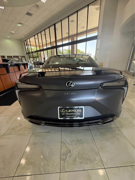 2026 Lexus LS 5th Gen - Image 4 of 7