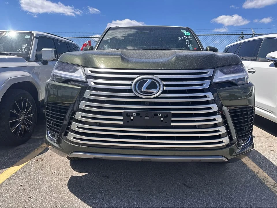 2026 Lexus LX 4th Gen - Image 2 of 5