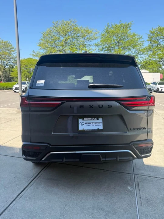 2026 Lexus LX 4th Gen - Image 3 of 7