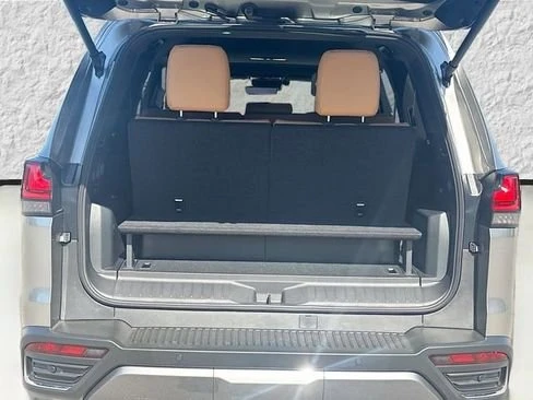 2026 Lexus LX 4th Gen - Image 12 of 20