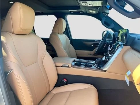 2026 Lexus LX 4th Gen - Image 16 of 20