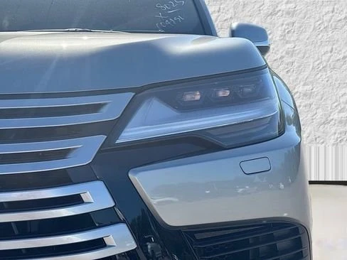 2026 Lexus LX 4th Gen - Image 9 of 20