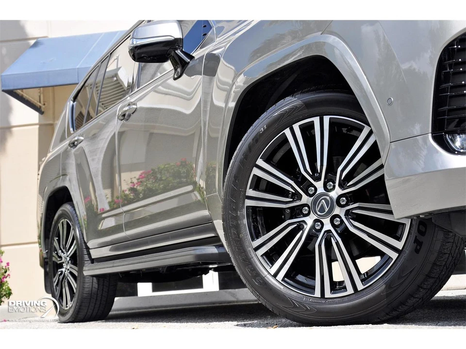 2026 Lexus LX 4th Gen - Image 8 of 31