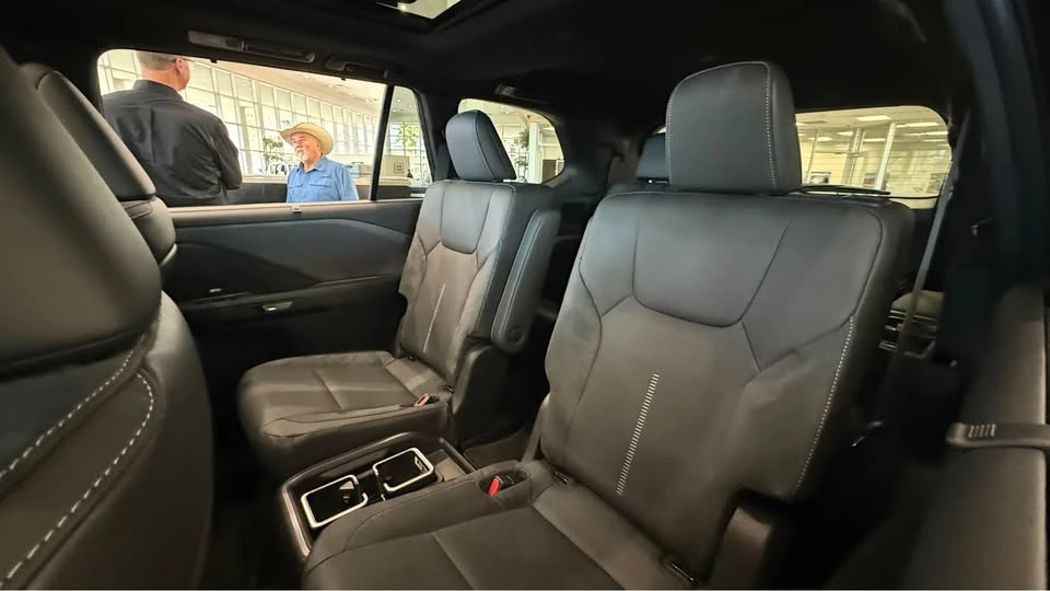 2026 Lexus - Image 6 of 6