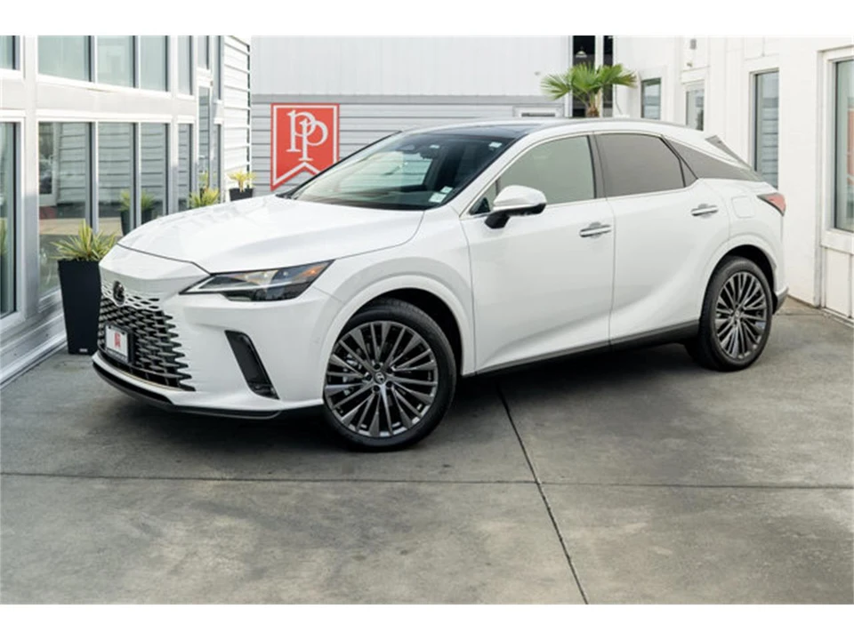2026 Lexus RX 5th Gen - Image 2 of 12