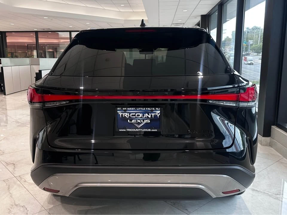 2026 Lexus RX 5th Gen - Image 9 of 12