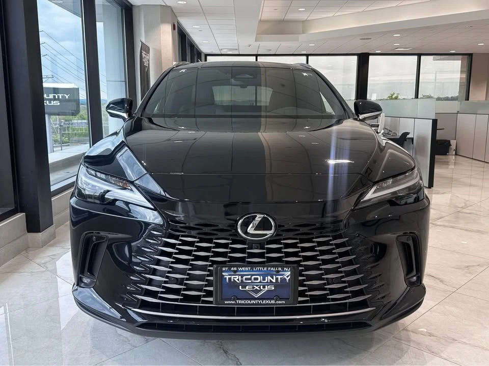 2026 Lexus RX 5th Gen - Image 3 of 12