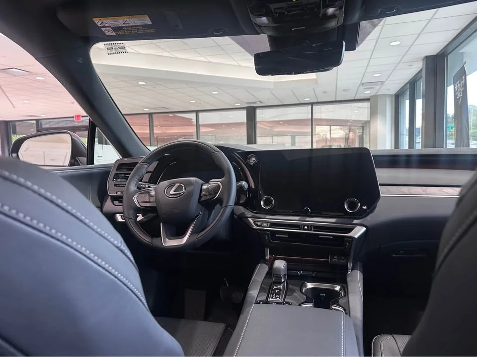 2026 Lexus RX 5th Gen - Image 12 of 12