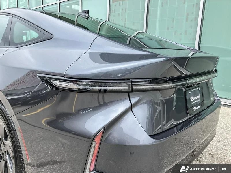 2026 Lexus ES 7th Gen - Image 9 of 20