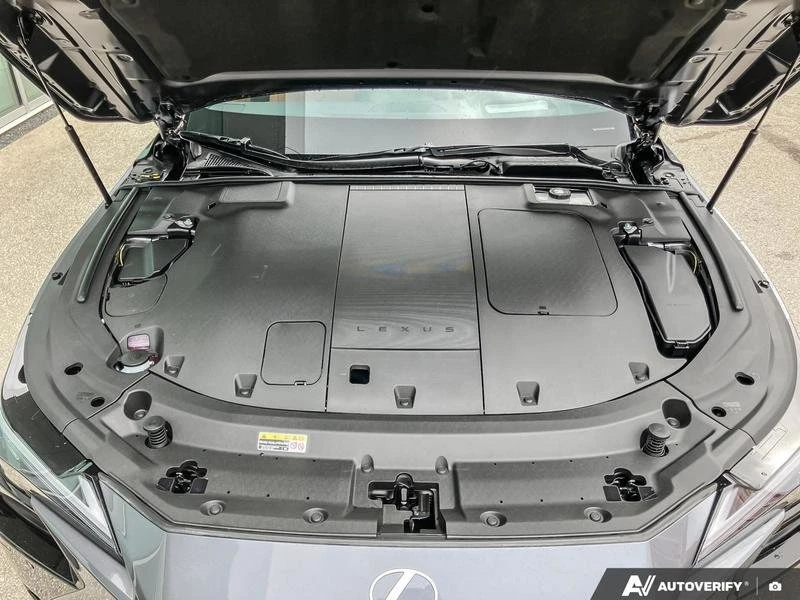 2026 Lexus ES 7th Gen - Image 8 of 20