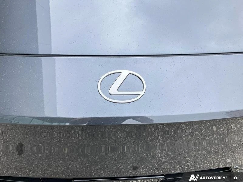 2026 Lexus ES 7th Gen - Image 7 of 20