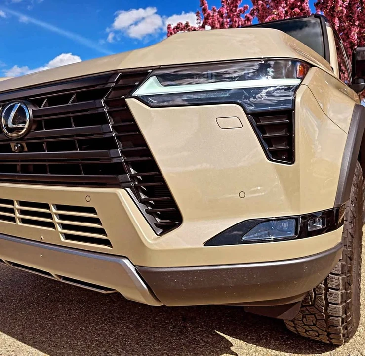 2026 Lexus GX 3rd Gen - Image 6 of 18