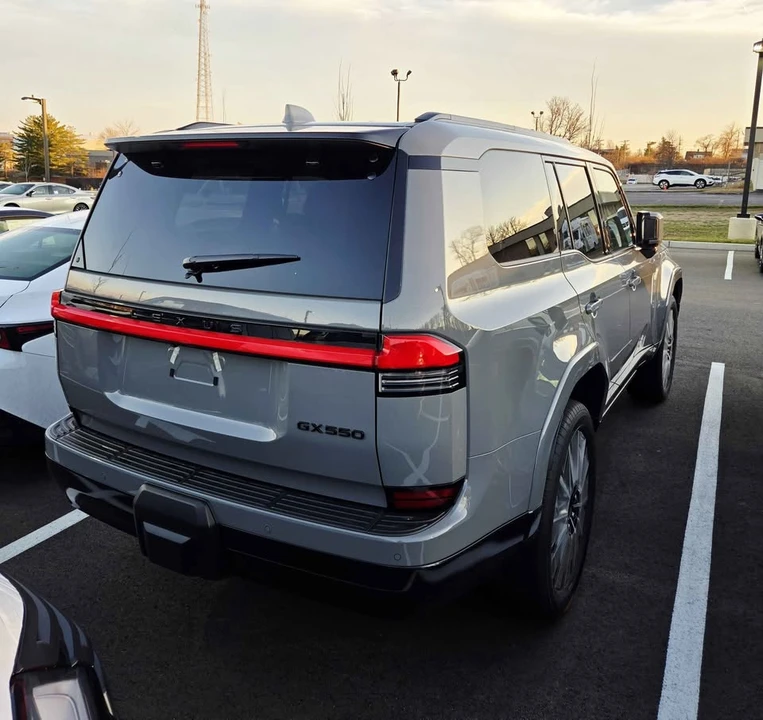 2026 Lexus GX 3rd Gen - Image 3 of 6